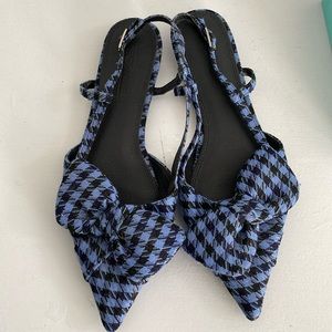 NEVER WORN Blue Herringbone D’Orsay Slingback Flats